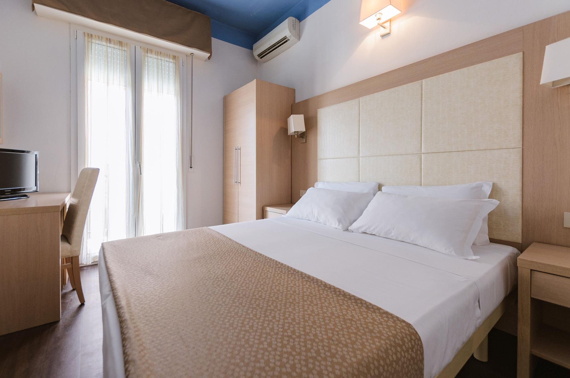Hotel Fra I Pini Rimini Exterior photo