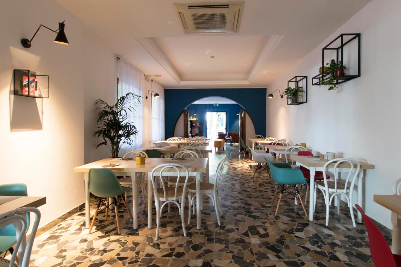 Hotel Fra I Pini Rimini Exterior photo